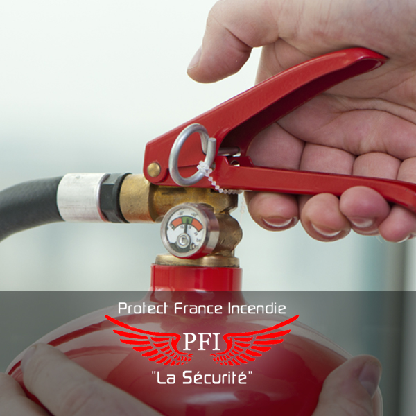 Extincteur a Poudre ABC > Information Sécurité et Protection > Il est nécessaire de tenir compte du type de feu à éteindre pour que l'extincteur agisse convenablement  > Sécurité Incendie sur toute la France...